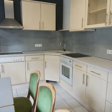 Bahnhof Grenzau Guest house