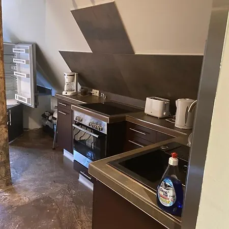 Πανσιόν Bahnhof Grenzau